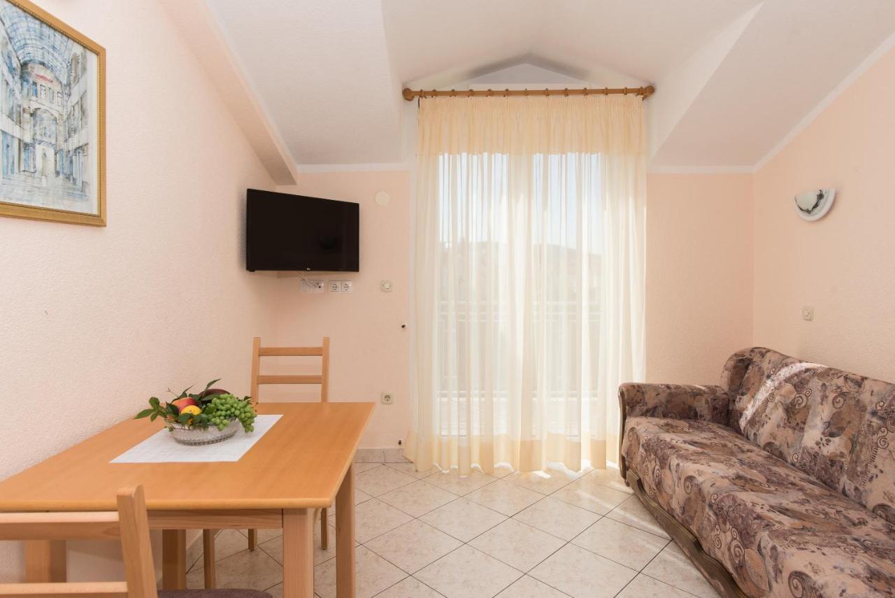 Topic Apartments ヴォディツェ エクステリア 写真